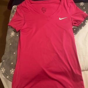 Nike dry fit top. Never worn